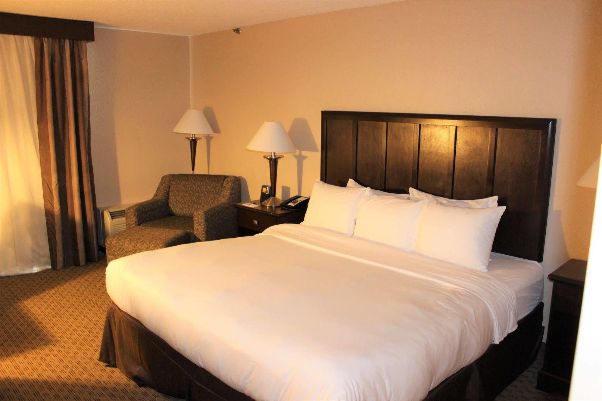 Doubletree By Hilton Fort Worth South Екстер'єр фото